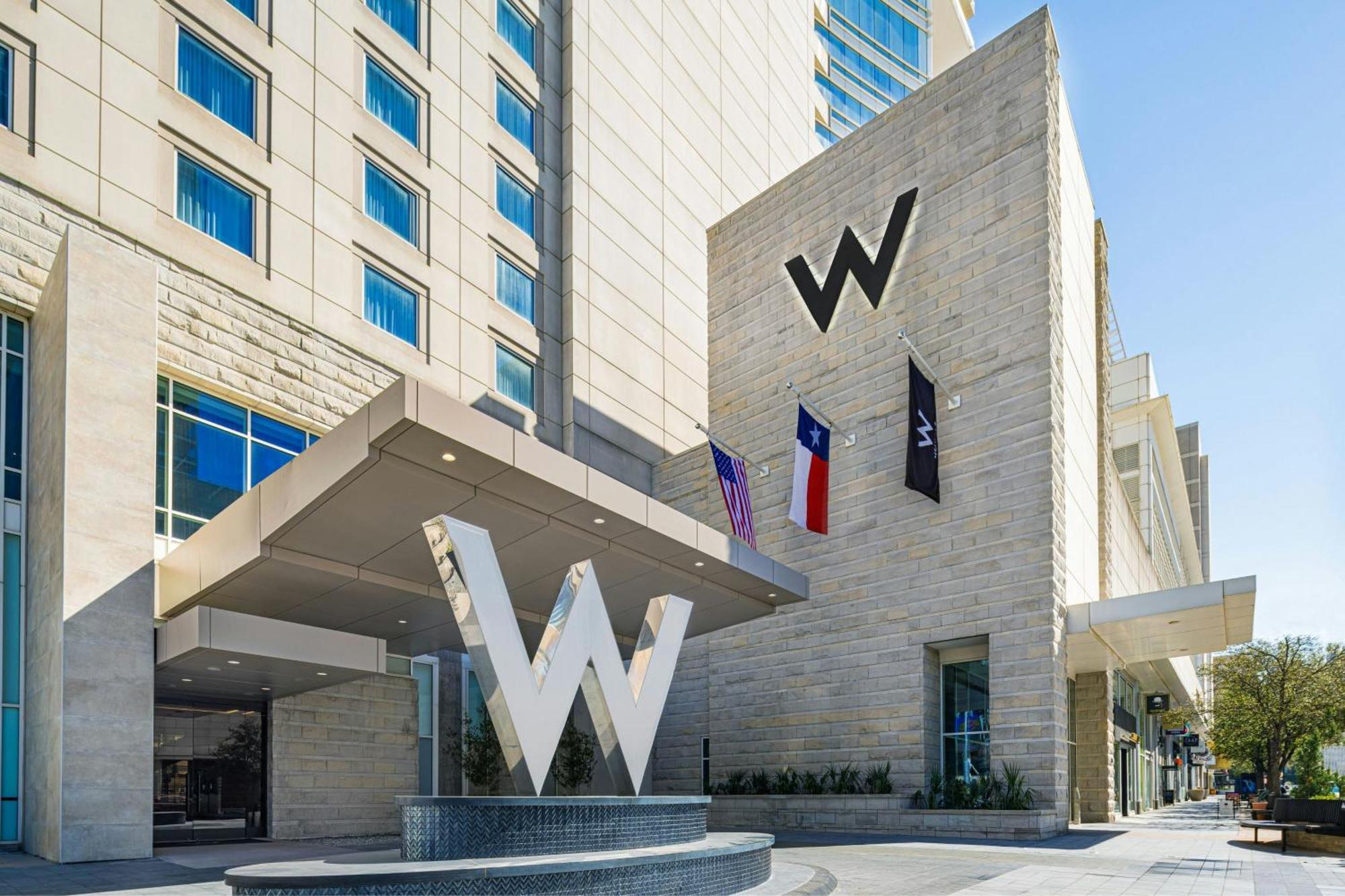 W Dallas Exteriér fotografie
